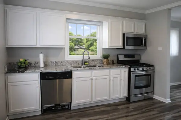 4627 Custer AVE, Lyons, IL 60534