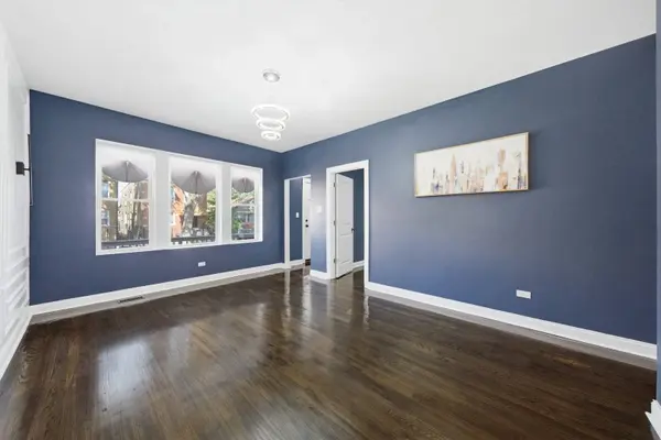 6341 S Francisco AVE, Chicago, IL 60629