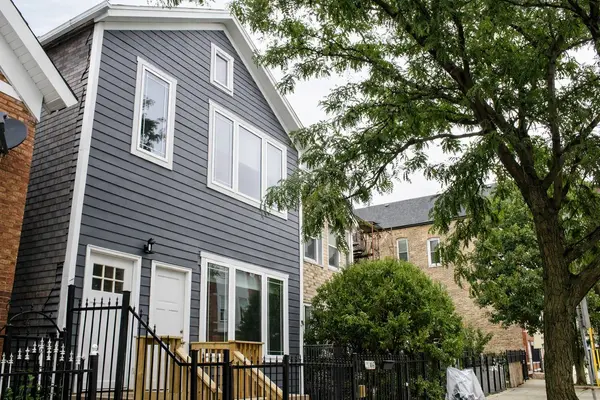 2146 W 21 ST #1, Chicago, IL 60608