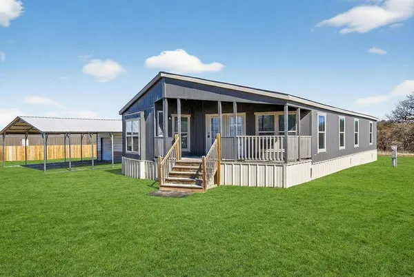 154 Firefly Drive, Springtown, TX 76082