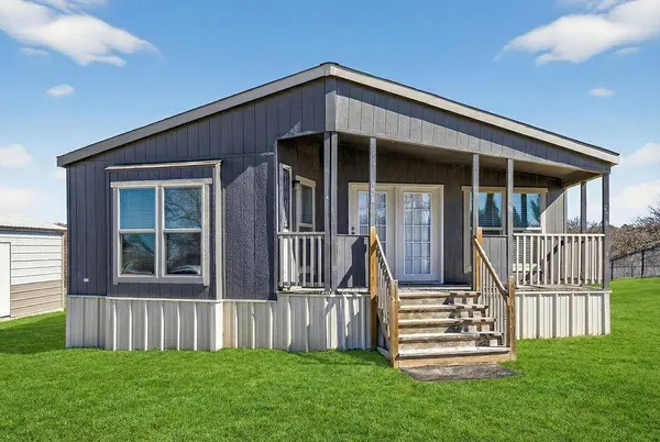 154 Firefly Drive, Springtown, TX 76082