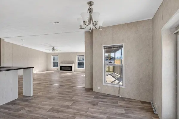 154 Firefly Drive, Springtown, TX 76082