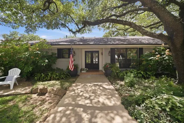 3612 Greenbriar Court, Colleyville, TX 76034