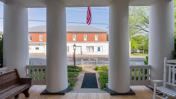 Bridgewater, VA 22812-1129,111 S Main St