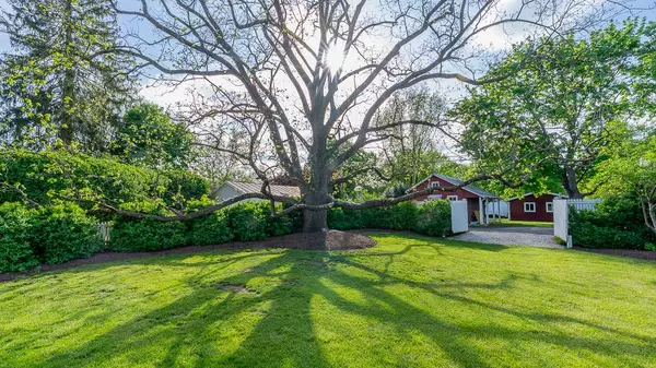 111 S Main St, Bridgewater, VA 22812-1129