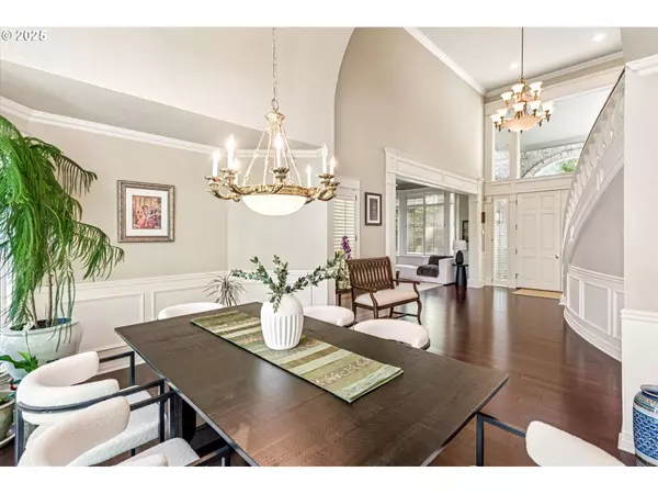 1865 PALISADES LAKE CT, Lake Oswego, OR 97034