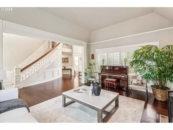 1865 PALISADES LAKE CT, Lake Oswego, OR 97034