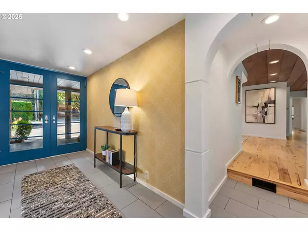 115 ASH ST, Lake Oswego, OR 97034