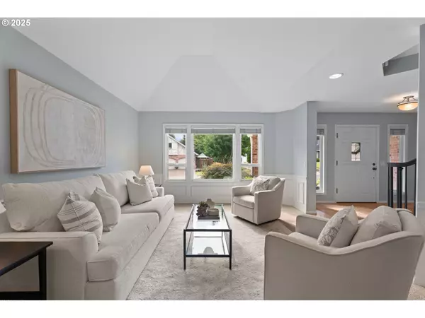 3777 RIVERS EDGE DR, Lake Oswego, OR 97034