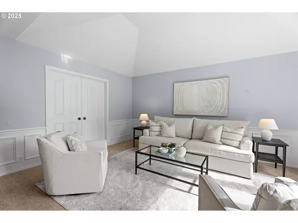 3777 RIVERS EDGE DR, Lake Oswego, OR 97034