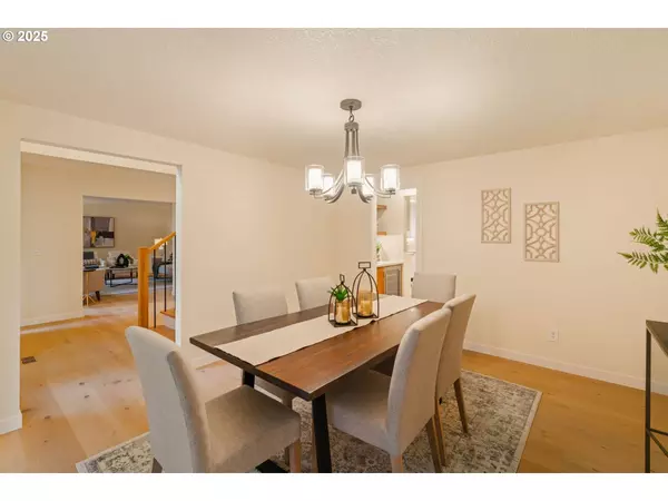 5952 SUNBROOK DR, Lake Oswego, OR 97035