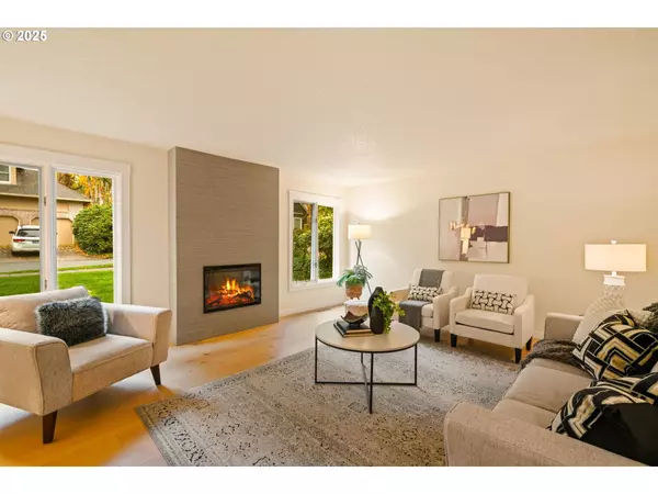 5952 SUNBROOK DR, Lake Oswego, OR 97035