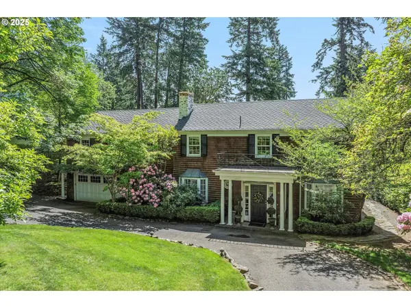 149 IRON MOUNTAIN BLVD, Lake Oswego, OR 97034
