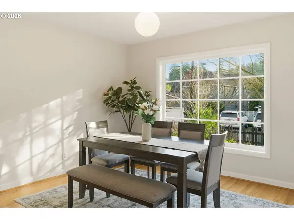 16510 MAPLE CIR, Lake Oswego, OR 97034