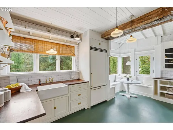 1767 SW PROSPECT DR, Portland, OR 97201