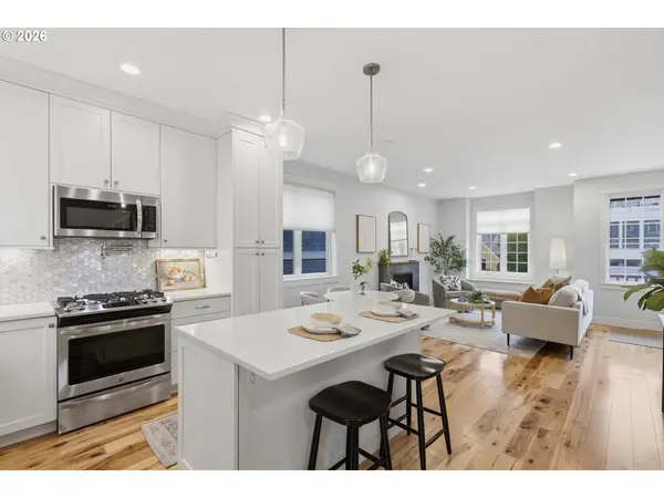 3515 NE RODNEY AVE ##A, Portland, OR 97212