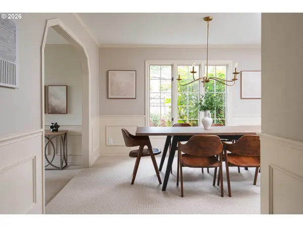 4077 BUCK BRUSH LN, Lake Oswego, OR 97035