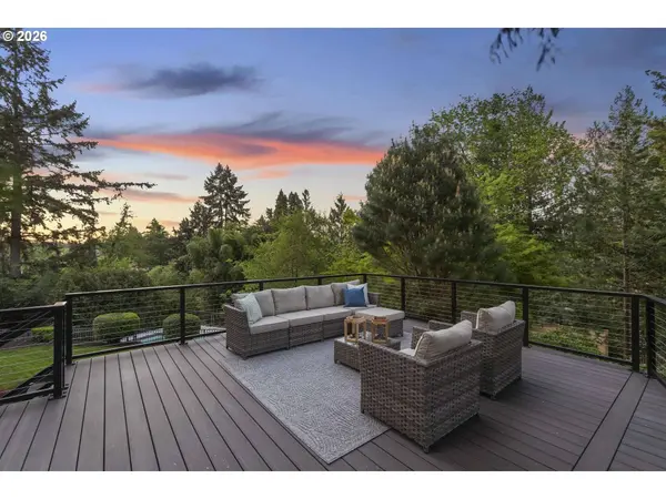 18370 RIVER EDGE LN, Lake Oswego, OR 97034