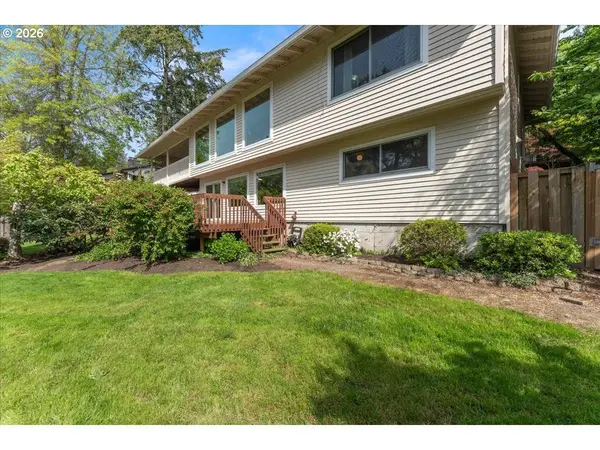 29 WESTRIDGE DR, Lake Oswego, OR 97034