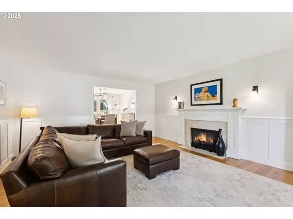 19505 OLSON AVE, Lake Oswego, OR 97034