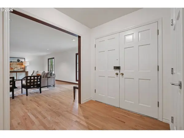 3000 WESTVIEW CT, Lake Oswego, OR 97034