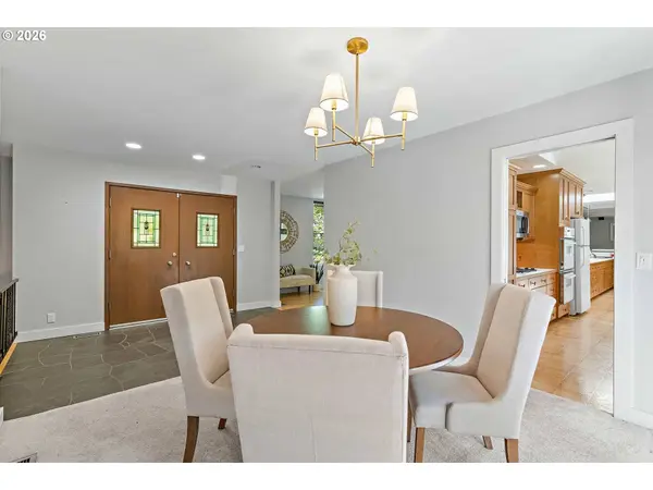 361 BERWICK RD, Lake Oswego, OR 97034