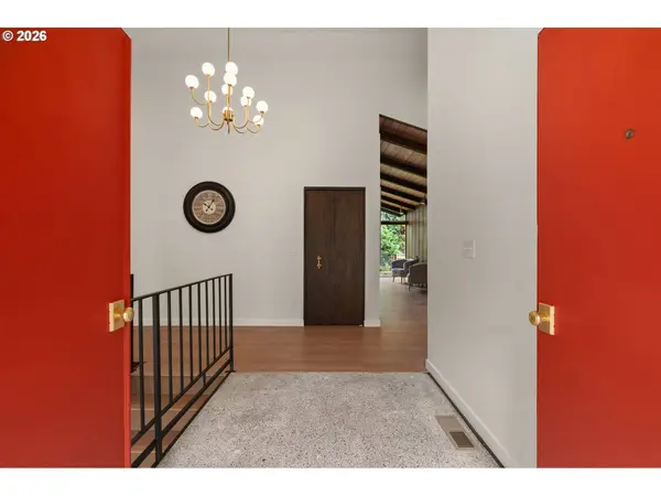 2591 OVERLOOK DR, Lake Oswego, OR 97034
