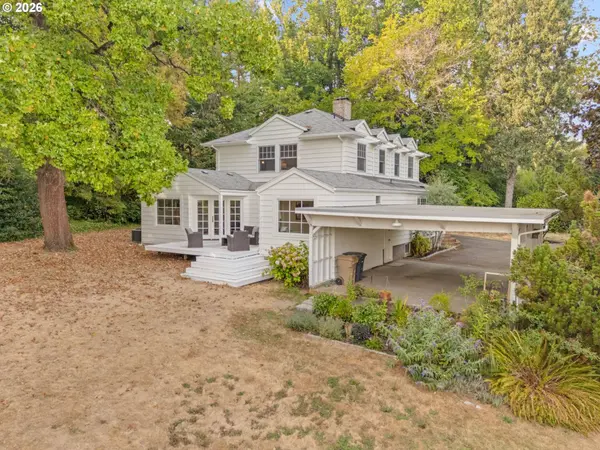 2300 CHILDS RD, Lake Oswego, OR 97034