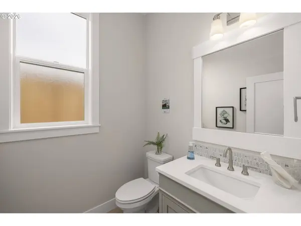 5895 NW 132 AVE #Lot 30, Portland, OR 97229