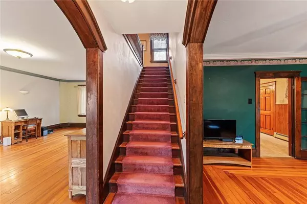 197 Avenue C, Woonsocket, RI 02895