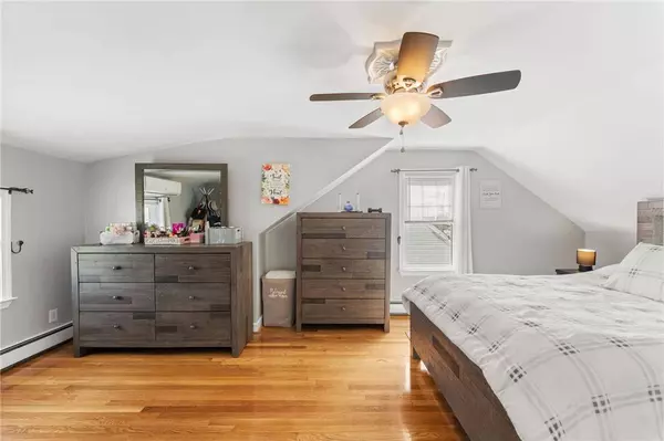 91 Marshall AVE, Cumberland, RI 02864