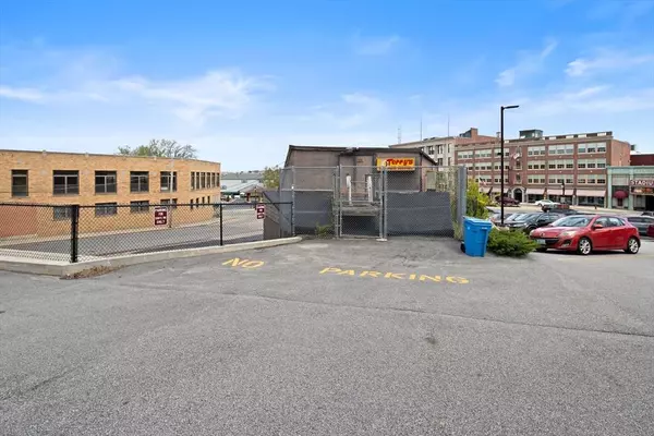 18 Blackstone Street, Woonsocket, RI 02895