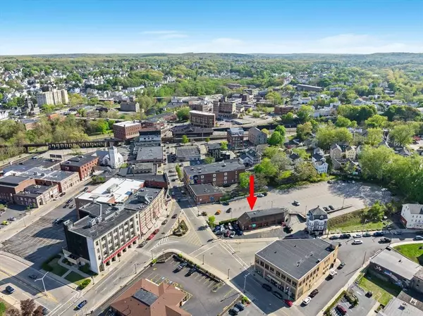 18 Blackstone Street, Woonsocket, RI 02895