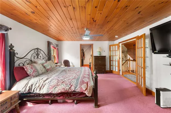 119 George Allen RD, Glocester, RI 02814