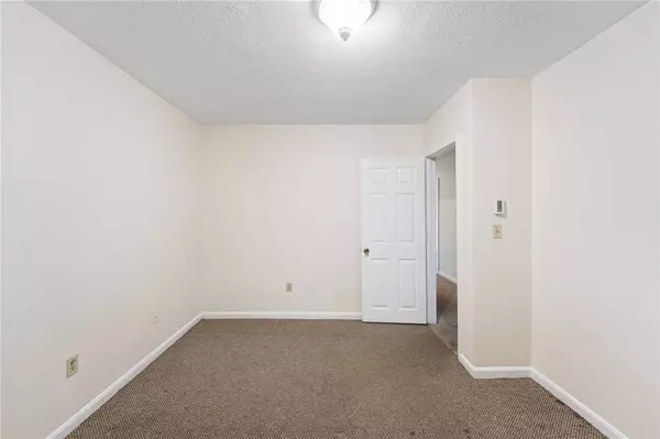 200 Manville Hill RD #28, Cumberland, RI 02864