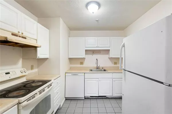 200 Manville Hill RD #28, Cumberland, RI 02864