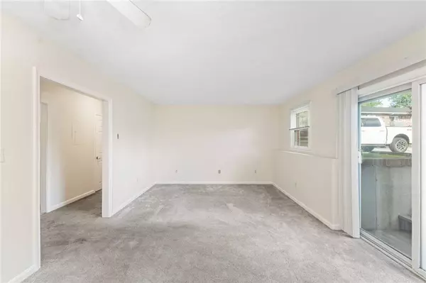 200 Manville Hill RD #28, Cumberland, RI 02864