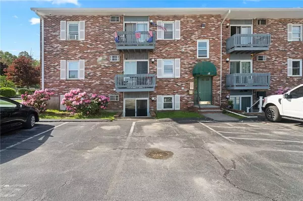 200 Manville Hill RD #28, Cumberland, RI 02864