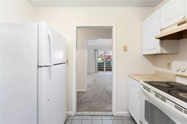 200 Manville Hill RD #28, Cumberland, RI 02864