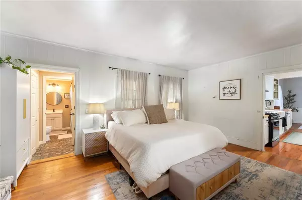 20 Battey AVE, Coventry, RI 02816