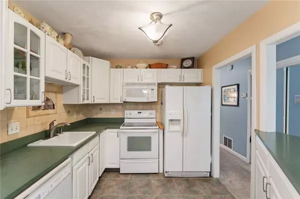 196 Old River RD #147, Lincoln, RI 02865