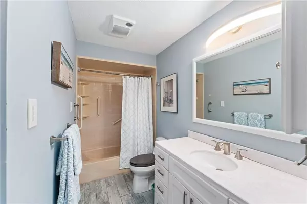 196 Old River RD #147, Lincoln, RI 02865