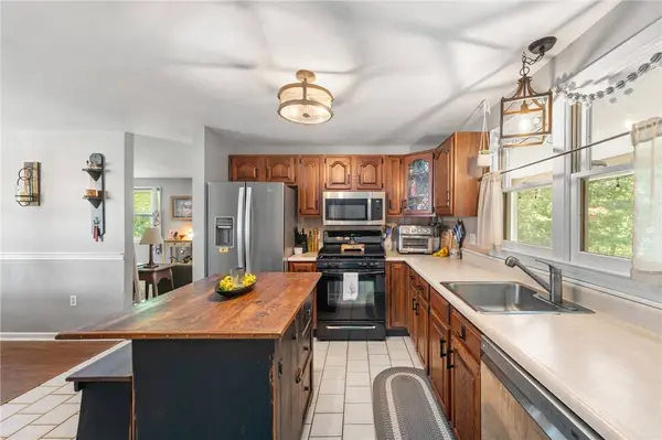 216 Cranston ST, Woonsocket, RI 02895