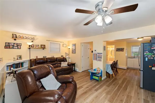 130 Darwin ST, Woonsocket, RI 02895