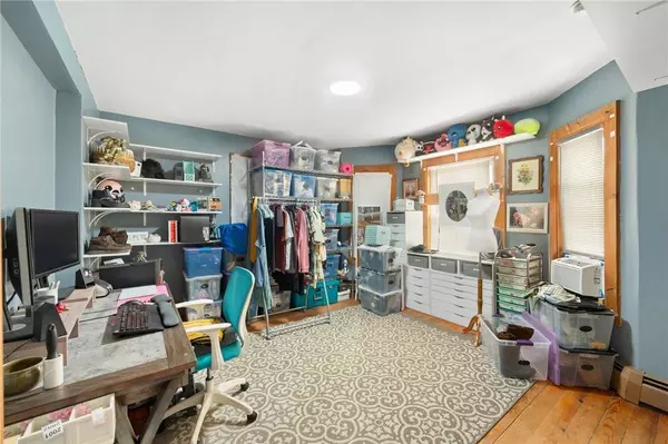 149 6th AVE, Woonsocket, RI 02895