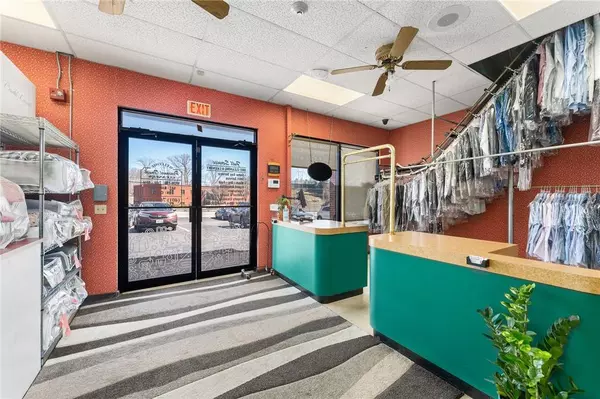 175 Eddie Dowling HWY, North Smithfield, RI 02896