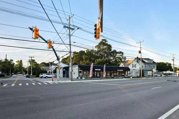 1175 Post Road, Warwick, RI 02888