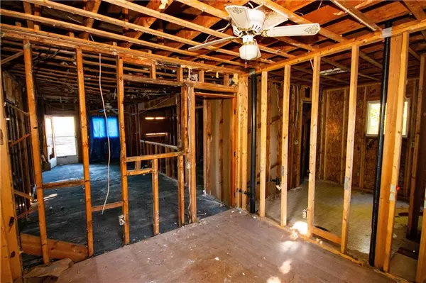 972 Eddie Dowling HWY, North Smithfield, RI 02896