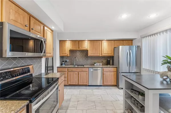 2970 Mendon RD, Cumberland, RI 02864