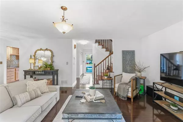 2970 Mendon RD, Cumberland, RI 02864